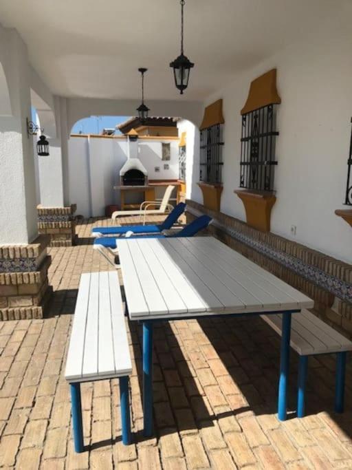 El Magnolio Villa Chiclana de la Frontera Exterior photo